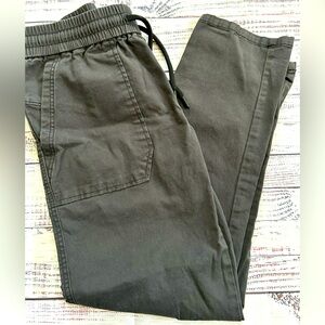 Haggar Men's charcoal grey Pants 33x30